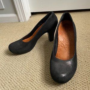 Chie Mihara black pumps, size 8.5(39.5)